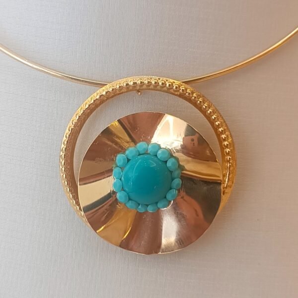 Colar placa redonda com moldura pedra turquesa  2046 - Imagem 3