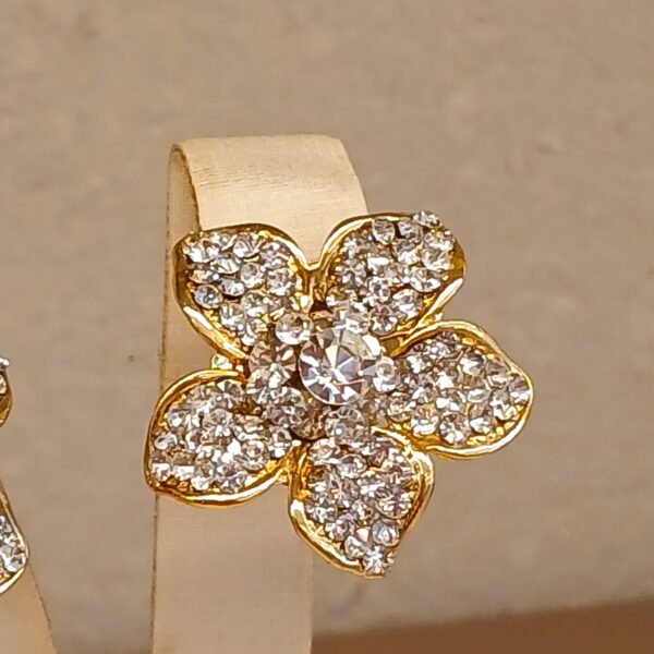 Brinco flor com stress brilho - 3838 - Imagem 2