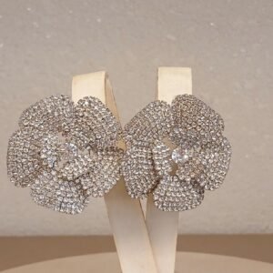 Brinco cravejado flor prata - 5454
