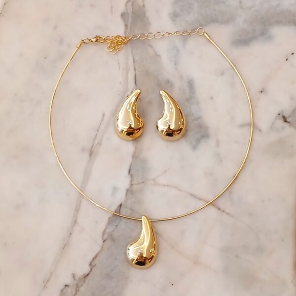 Conjunto gota dourado - 4978