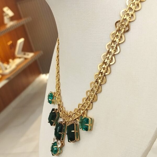 Colar 6 pedras verde e 2 branca - 5372 - Imagem 3