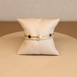 Bracelete dourado inox trevo p&B - 6090